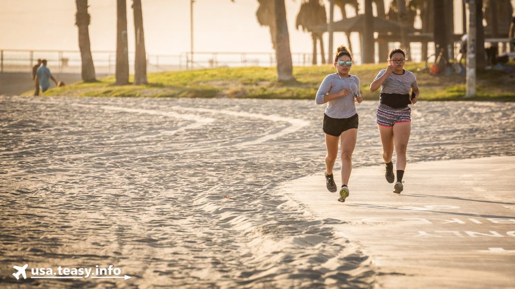 Für Sportler sind neben dem Venice Beach Boardwalk extra Spuren für das Laufen und Radfahren eingerichtet